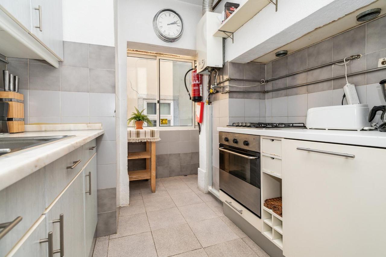 Charming 2 Bedroom Apartment Next To Praca Da Figueira Lisboa Dış mekan fotoğraf